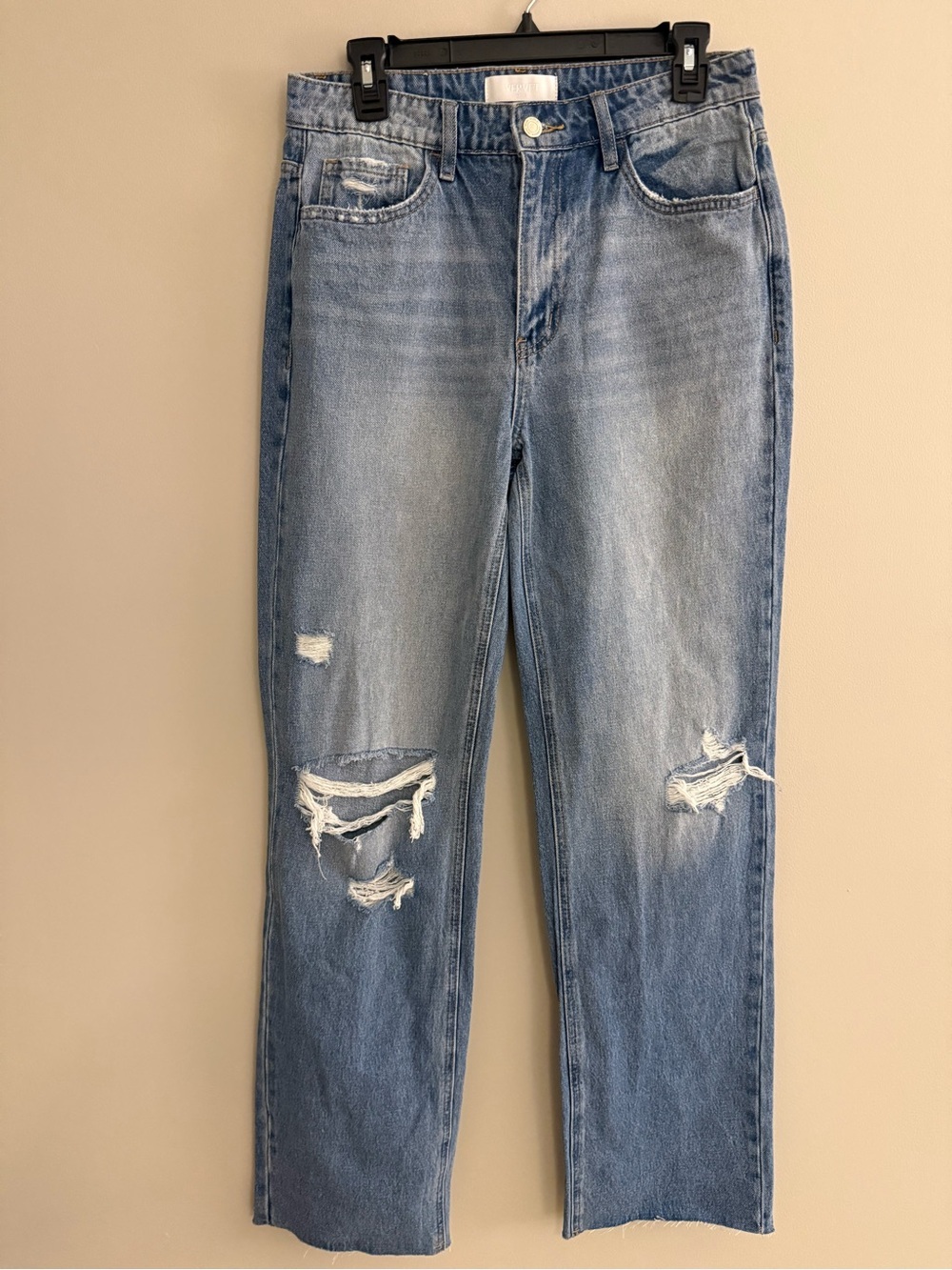 Vervet Women’s Light Wash Distressed Boyfriend Jeans